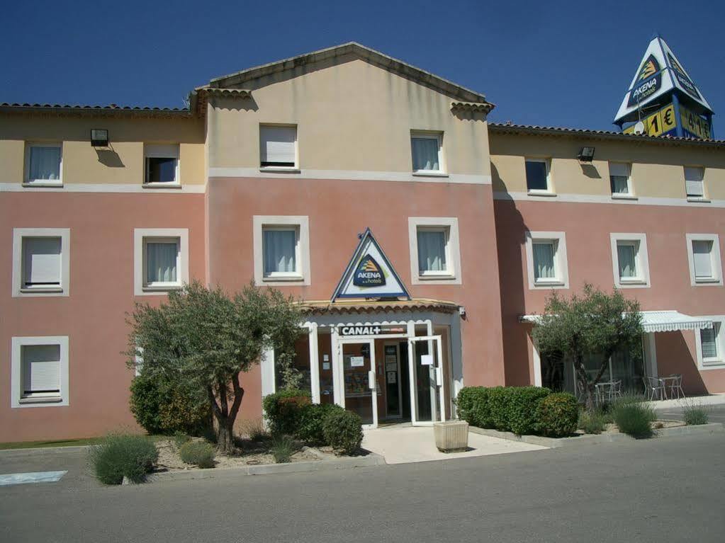 Hotel Akena Chateaurenard - Parc Des Expositions Avignon Exteriör bild